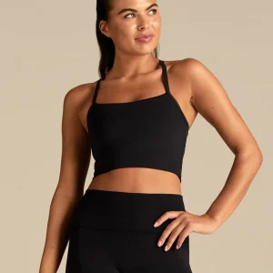 Essential Built-In Bra Crop Tank Top | Black
